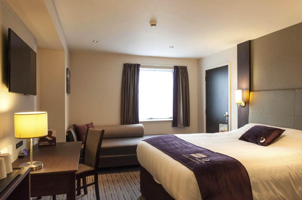 Premier Inn London Elstree / Borehamwood Phòng bức ảnh