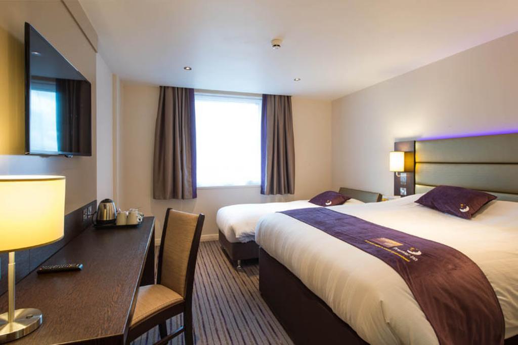 Premier Inn London Elstree / Borehamwood Phòng bức ảnh