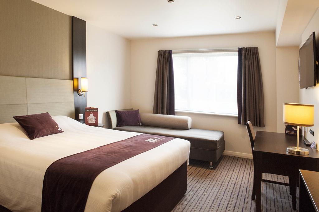 Premier Inn London Elstree / Borehamwood Phòng bức ảnh