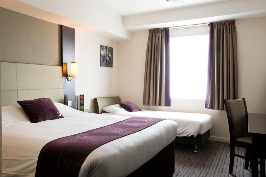 Premier Inn London Elstree / Borehamwood Phòng bức ảnh