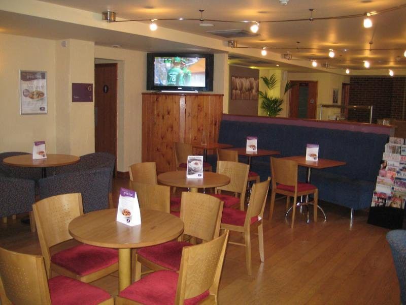 Premier Inn London Elstree / Borehamwood Ngoại thất bức ảnh
